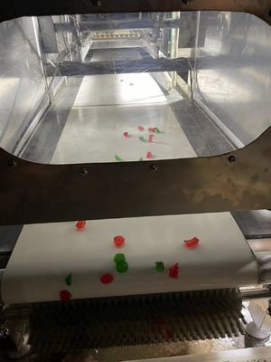 CANDY ano 2022 pequena linha de produção automática e bola de chupa-chupa