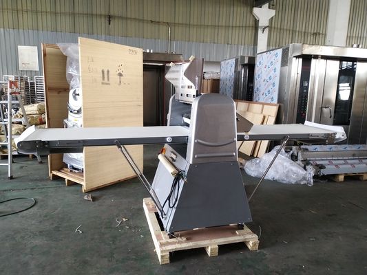 Máquina de rolamento de massa de pastelaria para desempenho óptimo