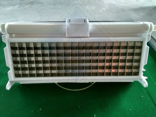 Máquina de fabricação de cubos de gelo para produção comercial de cubos de gelo de 22*22mm Capacidade 75 kg/dia