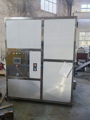 Fabricante de gelo de cubo de resfriamento por água industrial com funcionalidade automática de fabricação de gelo