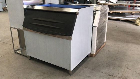 1230x930x1940mm Máquina de fabricação de cubos de gelo comercial com arrefecimento por ar ou água