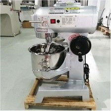 Casa 60L Mixer Planetário Máquina de mistura de farinha Mixer de massa Mixer de alimentos Com padrões