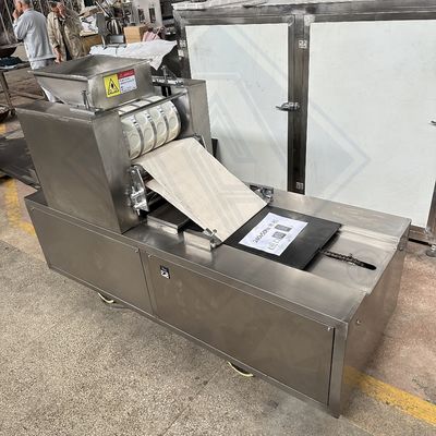 Pequena máquina de fabricação de biscoitos de automação para forno de panificação Modelo de fabricante de biscoitos de chocolate