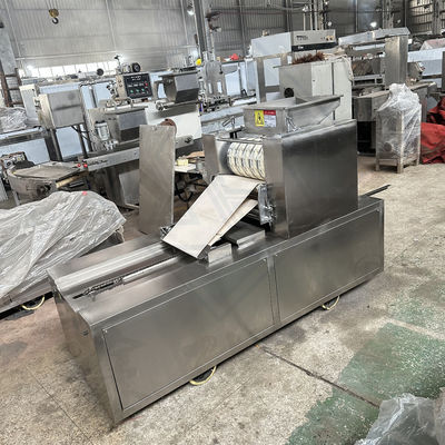 Pequena máquina de fabricação de biscoitos de automação para forno de panificação Modelo de fabricante de biscoitos de chocolate
