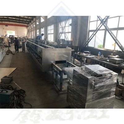 1800 * 1380 * 1450mm Máquina de fabricação de biscoitos e biscoitos verticais para a indústria hoteleira