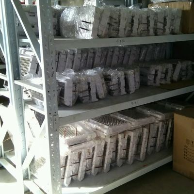 Fabricante industrial de cubos de gelo 9*12 com sistema de arrefecimento por ar/água e tempo de congelamento rápido