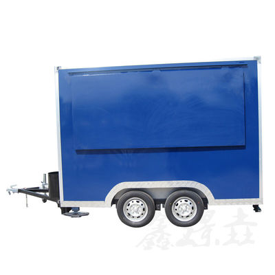 Caminhão de alimentos de aço inoxidável Equipamento de cozinha para hotéis Carrinho de comida móvel isolado