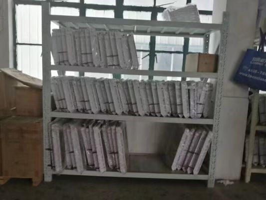 Máquina automática de fazer cubos de gelo de 220 V com longa vida útil e diferentes tipos de evaporadores de gelo