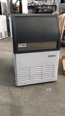 140P 63kg/dia Máquina automática industrial de fazer cubos de gelo para produção de gelo de alta capacidade