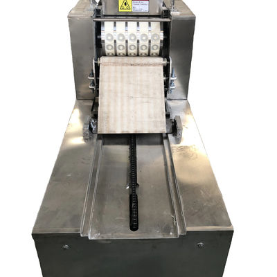 Máquina automática de fabricação de biscoitos para produtos à base de água no equipamento de padaria de balcão único