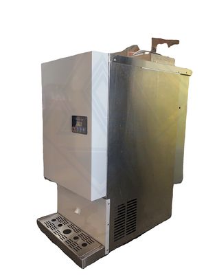 Compressor Bristol Máquina de gelo de 100 kg para produção automática de cubos de gelo