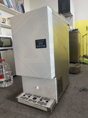 Modo de refrigeração Cubo de refrigeração a ar Fabricante de cubos de gelo Máquina de gelo industrial de 120 kg Automática