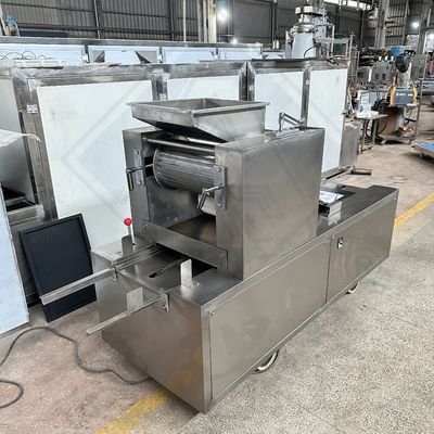 1450x100x1450mm Máquina automática de fazer biscoitos para a produção de bolos na padaria