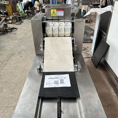 Pequena máquina automática de fazer biscoitos de 2 kW Equipamento de padaria para produção de biscoitos