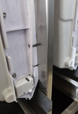 Máquina de cubos de gelo de resfriamento por água de 4500W para produção rápida e consistente de gelo