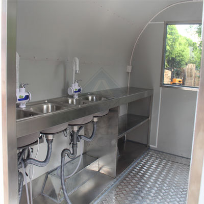 Longa vida útil Caminhão móvel de comida para cachorros-quentes e café com equipamentos de cozinha personalizados