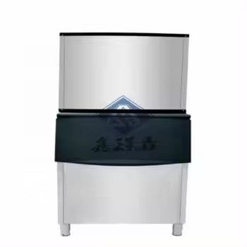 Máquina automática de cubos de gelo de tamanho 22*22*22mm com compressor Fusheng