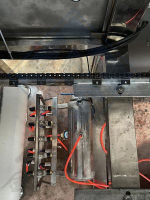 Máquina automática de fabricação de doces duros para a produção de alimentos e doces de diferentes tipos