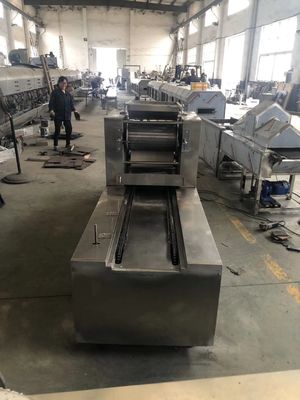 Máquina de biscoitos de flores salgadas Fabricante de biscoitos Alta produtividade 220V/380V Voltagem para padaria