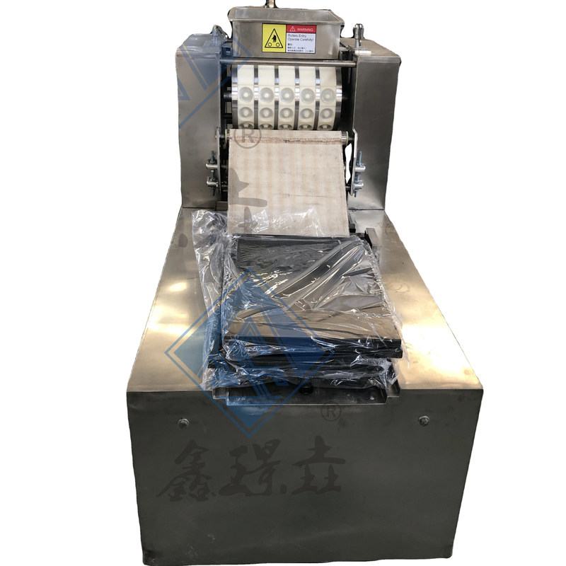 Máquina de fazer bolos de nozes Linha de produção totalmente automática para biscoitos e biscoitos de creme