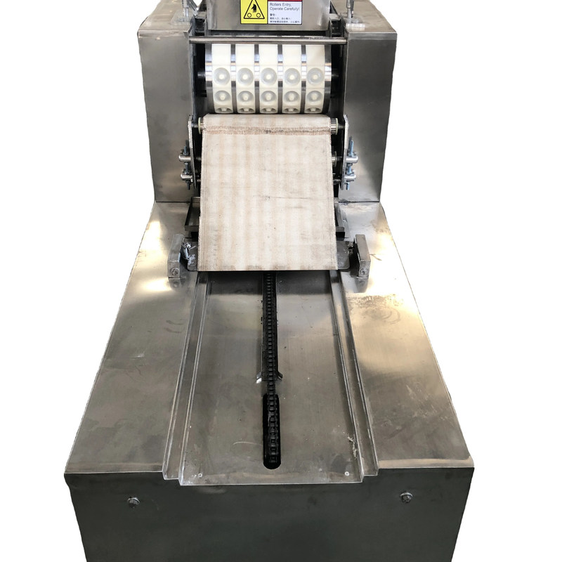 Máquina automática de fabricação de biscoitos para produtos à base de água no equipamento de padaria de balcão único